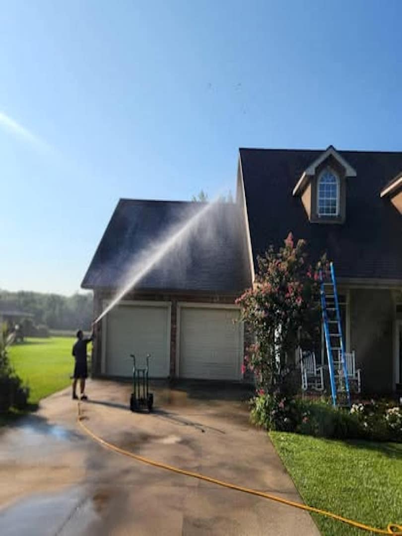 Eco-Friendly Residential Softwashing Services